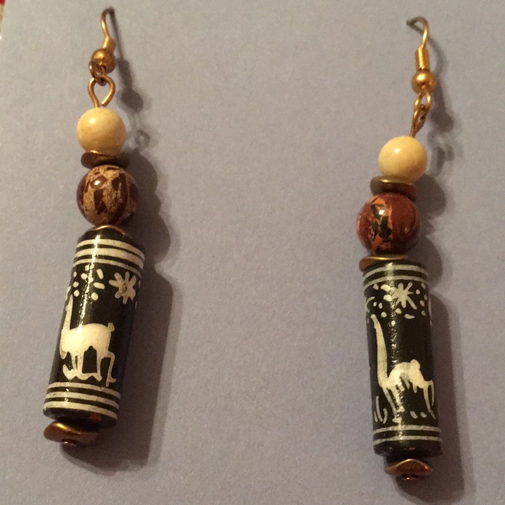 EUC hook earrings!